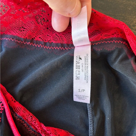 La vie en Rose Lace babydoll Lingerie / Black & Red / Size Small - Picture 5 of 5
